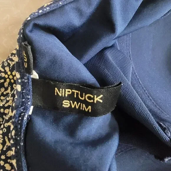 Nip Tuck Joanne Twist Front One Piece Swimsuit. Size 6. - Picture 8 of 11